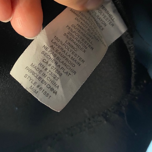 Seductions Casual Boyfriend-style Black Blazer - Picture 7 of 7